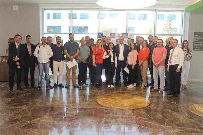 Türk Metal Sendikası 1 No’lu Şube Başkanı Şeref ÖZCAN ve sendikaya bağlı fabrikaların temsilcileri ile hastanemizde bir araya geldik